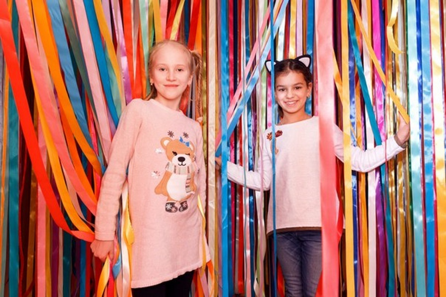 Квест в реальности Ленточный лабиринт "Радуга" от компании Квест-парк Квест в реальности Ленточный лабиринт "Радуга" от компании Квест-парк